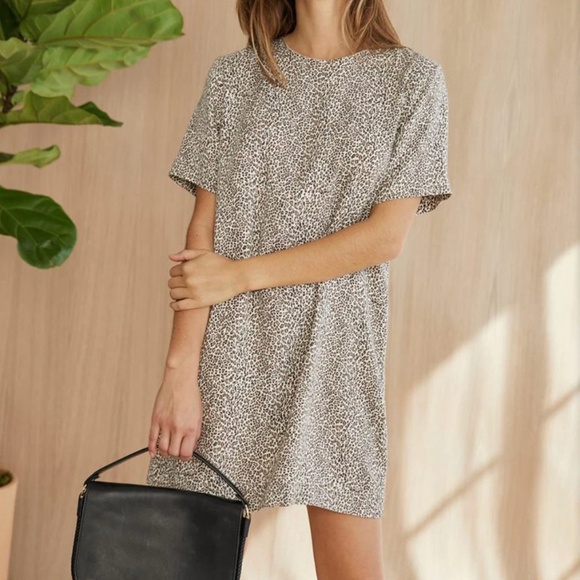Jenni Kayne Dresses & Skirts - Jenni Kayne leopard t shirt  dress